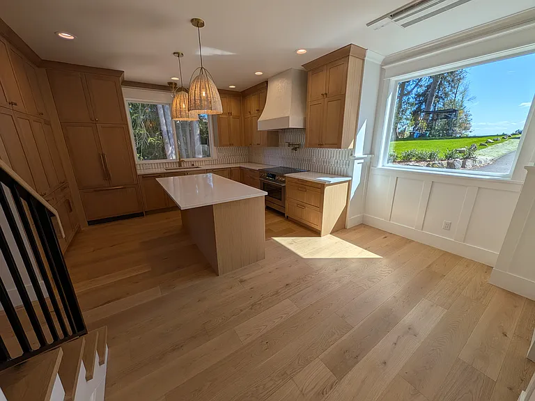 3957 W Barrett Ln — Photo 8