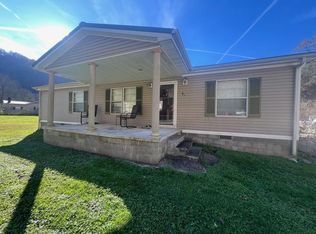 81 & 65 Church St, Huddy, KY 41535
