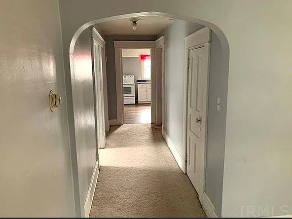 5th image of 1110 W 3rd St #B