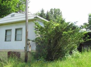 607 Flat Rock Rd, Apollo, PA 15613