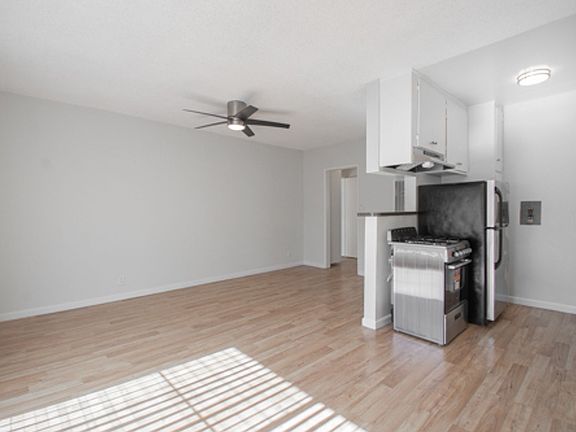 4th image of 10121 Tabor St APT 38