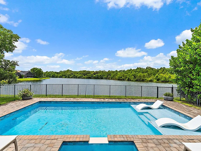 518 Carrara Ct — Photo 27