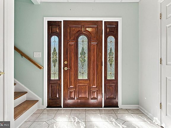 5th image of 7304 Sandy Hollow Rd