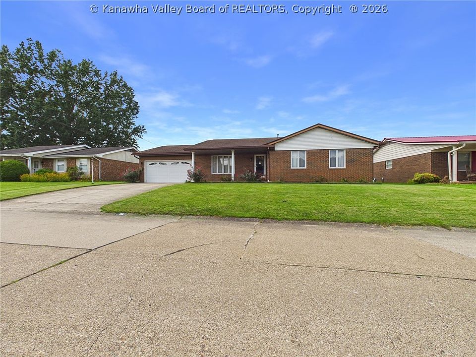 1st image of 204 Shawnee Est