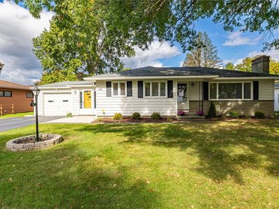 148 Willowen Dr, Rochester, NY, 14609