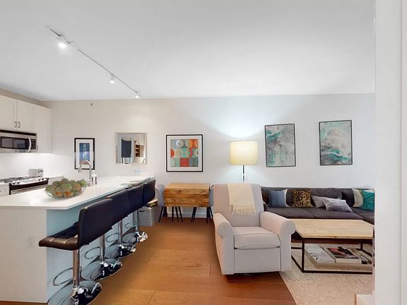 2nd image of 189 Schermerhorn St APT 4H