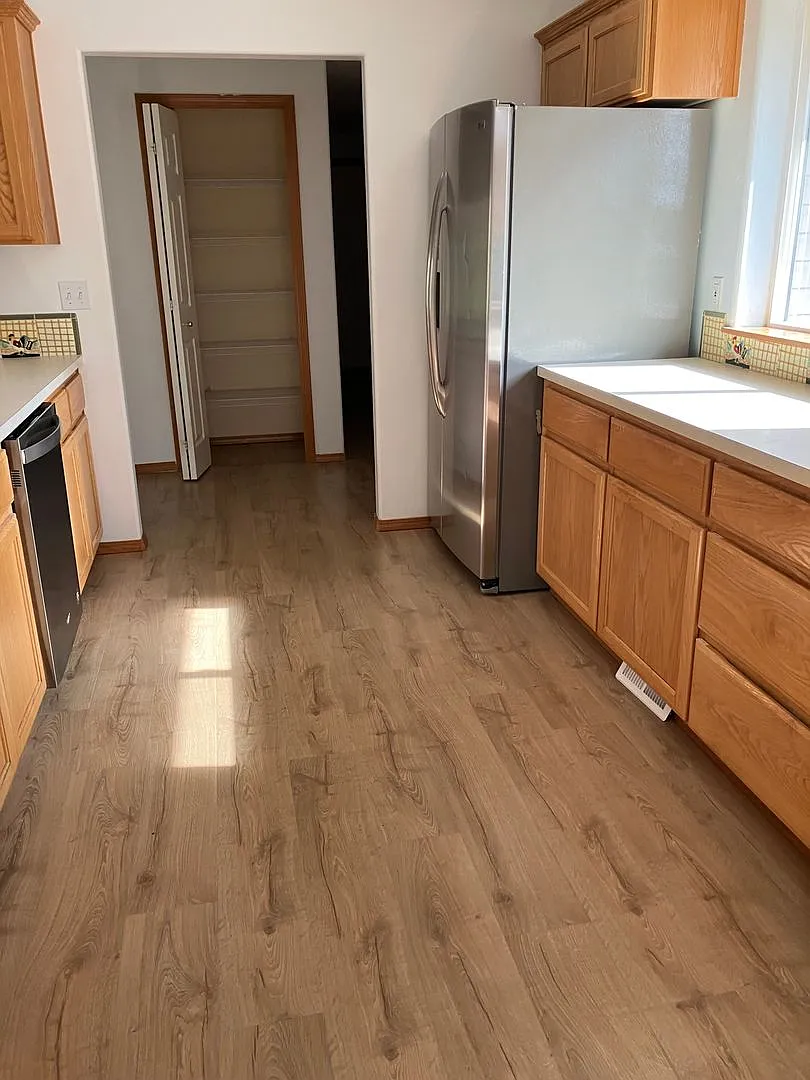 Single Level Home on a Rural Setting — Photo 3