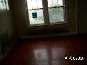 4th image of 904 Massena Ave