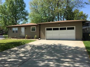 11 Plum Tree Dr, Saint Peters, MO