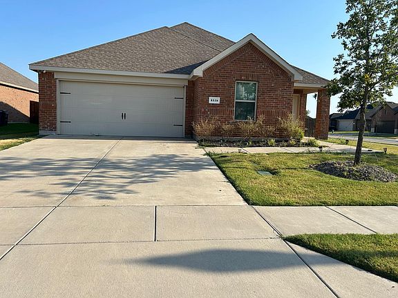 2nd image of 1115 Quaint Meadow Dr