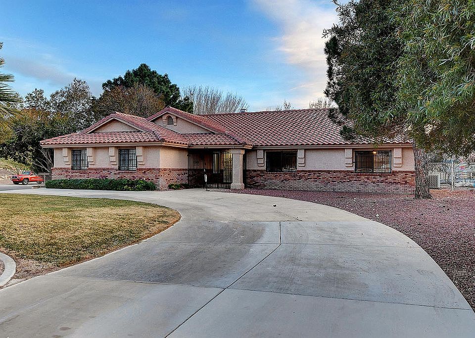 1st image of 6151 Grand Teton Dr