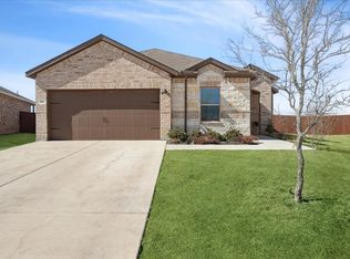 105 Driftoak Dr, Boyd, TX 76023