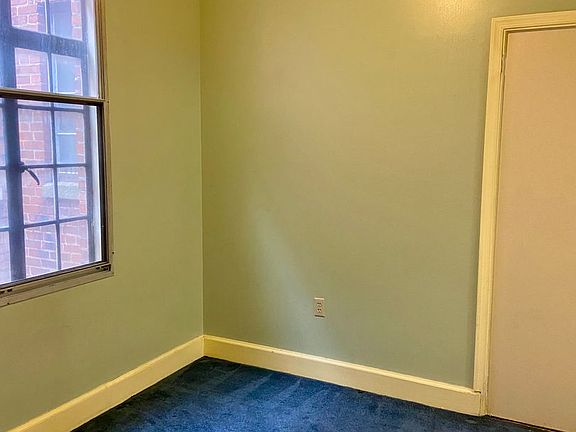 5th image of 213 N 2nd St APT C4