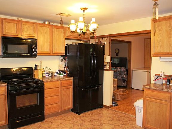 2nd image of 577 County Road 631