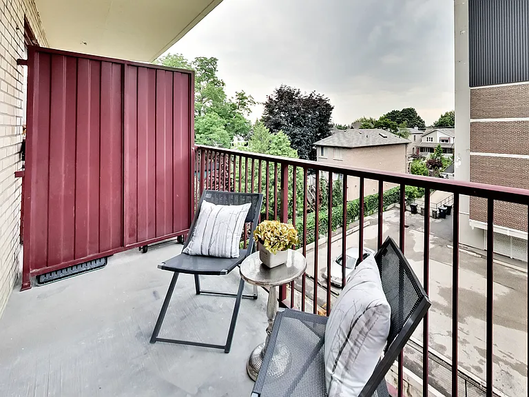 460 Eglinton Ave E #503 — Photo 45
