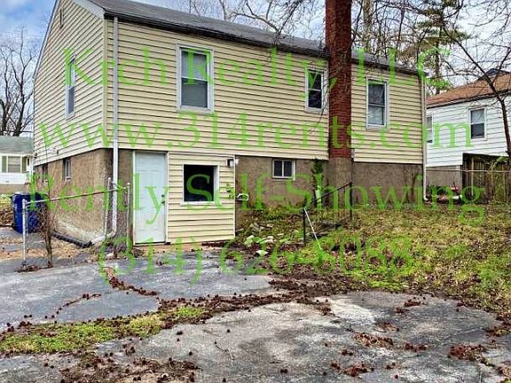 3rd image of 10120 Winkler Dr