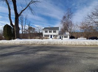 221 Quasset Rd, Pomfret Center, CT 06259