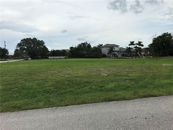 5th image of 2217 Via Veneto Dr