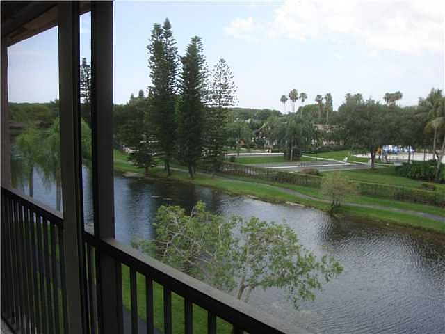 1st image of 4450 NW 30th St APT 315