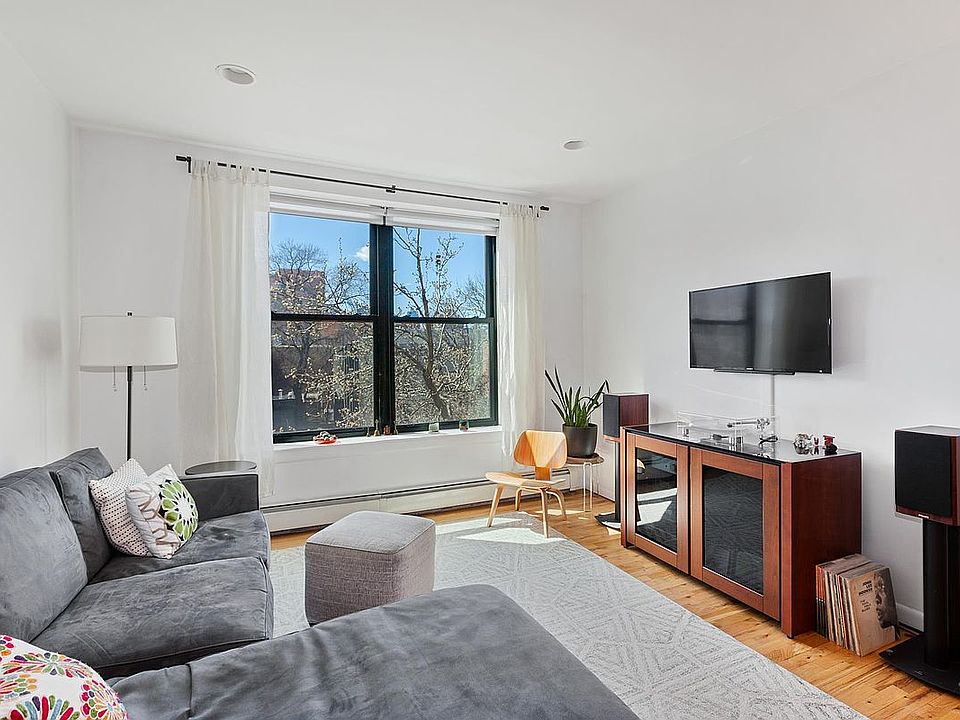 1st image of 149 Clinton Ave APT 4A