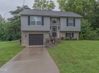 25 Henry St, Elsmere, KY 41018