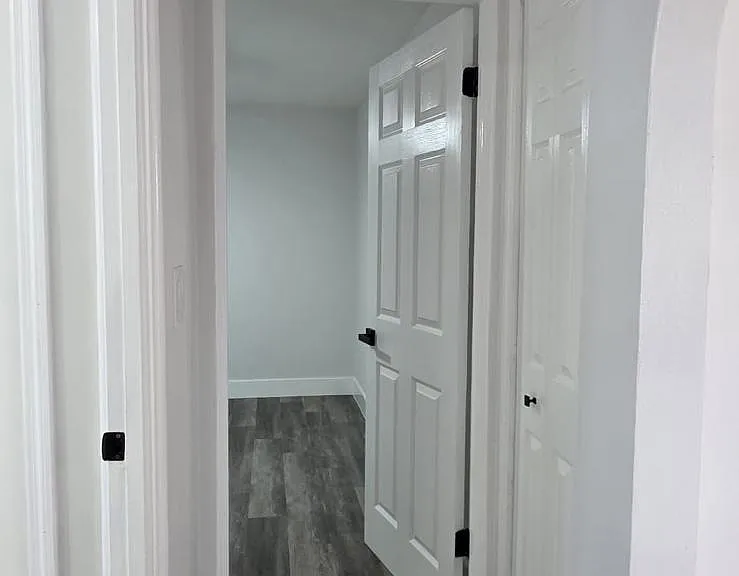 243 S Hull Ave — Photo 16
