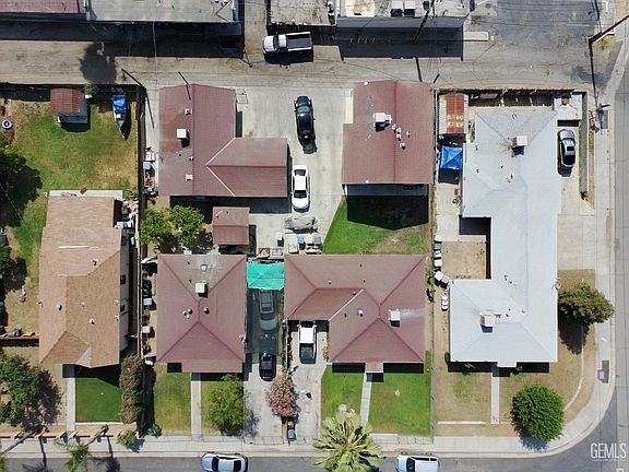3rd image of 9704 Velma Ave