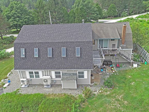 3rd image of 172 Pioneer Farm Way