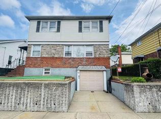 13623 61st Rd, Flushing, NY 11367