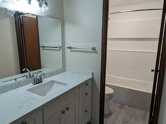 5th image of 8609 8th Ave W APT 1
