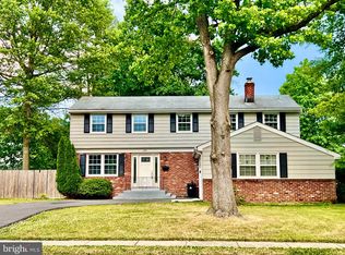 209 Ramblewood Pkwy, Mount Laurel, NJ 08054