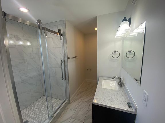 luxury tiled bathrooms