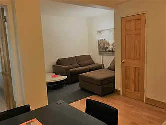 Rented by New York Cosmopolitan Realty