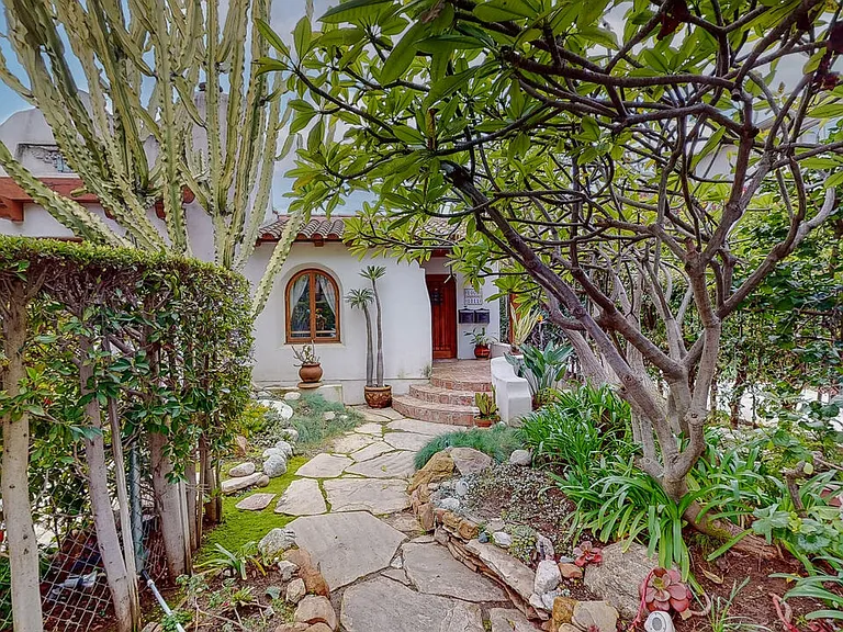 1011 N La Jolla Ave — Photo 20