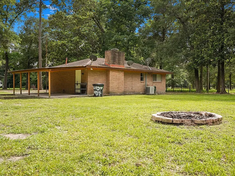 26407 Magnolia Dr — Photo 8