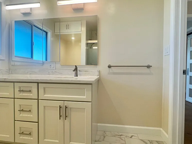 800A Hillside Ave — Photo 13