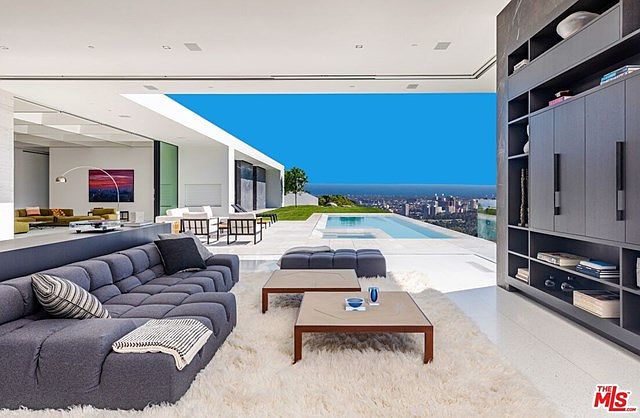 9265 Robin Dr Los Angeles Ca 90069 Mls 20602088 Zillow