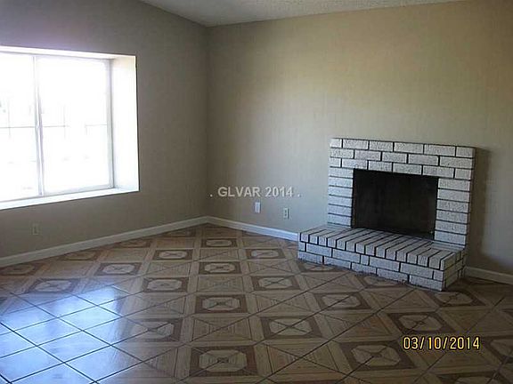 2nd image of 3823 Avila St