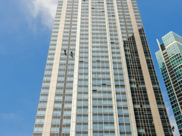 512 N McClurg Ct APT 2804, Chicago, IL 60611