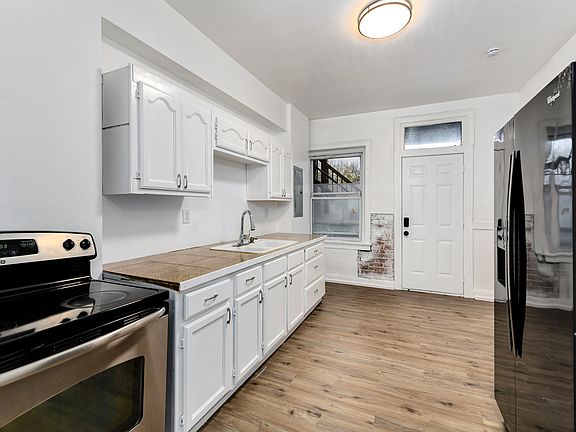 2nd image of 500 Gladstone Blvd APT 1