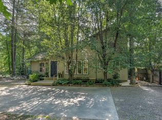 802 Montreat Rd, Black Mountain, NC 28711