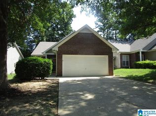 9447 Brook Forest Cir, Helena, AL 35080