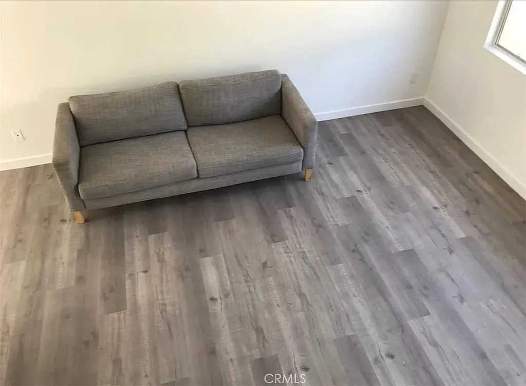 2 bed, 1.5 bath, 1000 sqft, $2,395 — Photo 4