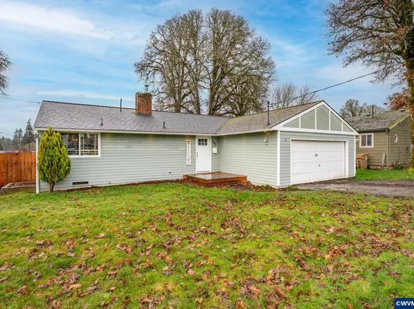 347 7th Ave, Sweet Home, OR 97386
