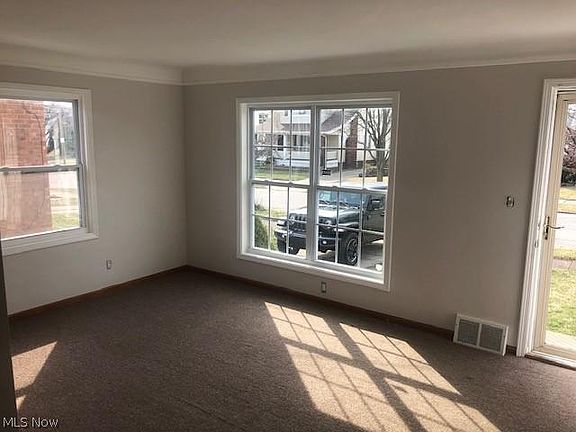 5th image of 13826 Lyric Ave