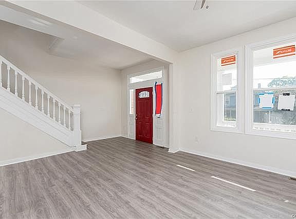 3rd image of 404 W 26th St