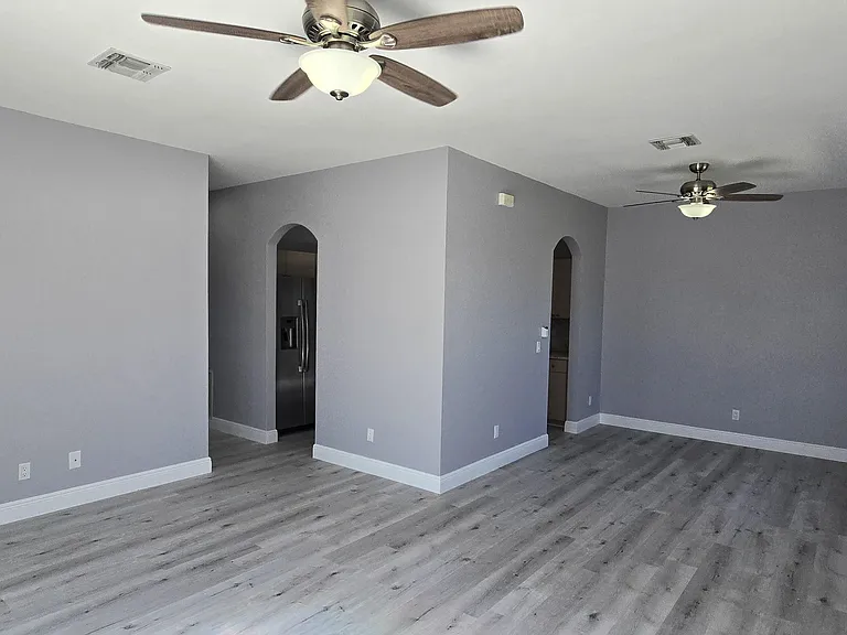 4580 24th Pl SW #B — Photo 4