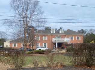 13 Chereb Ct, Setauket, NY 11733