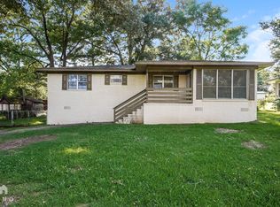 804 27th Ave N, Hueytown, AL 35023