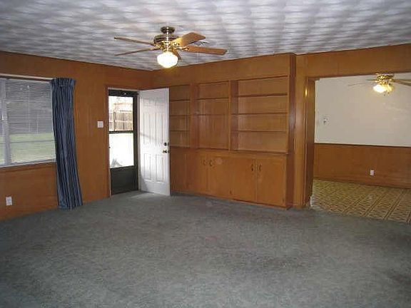 3rd image of 306 Harriett St